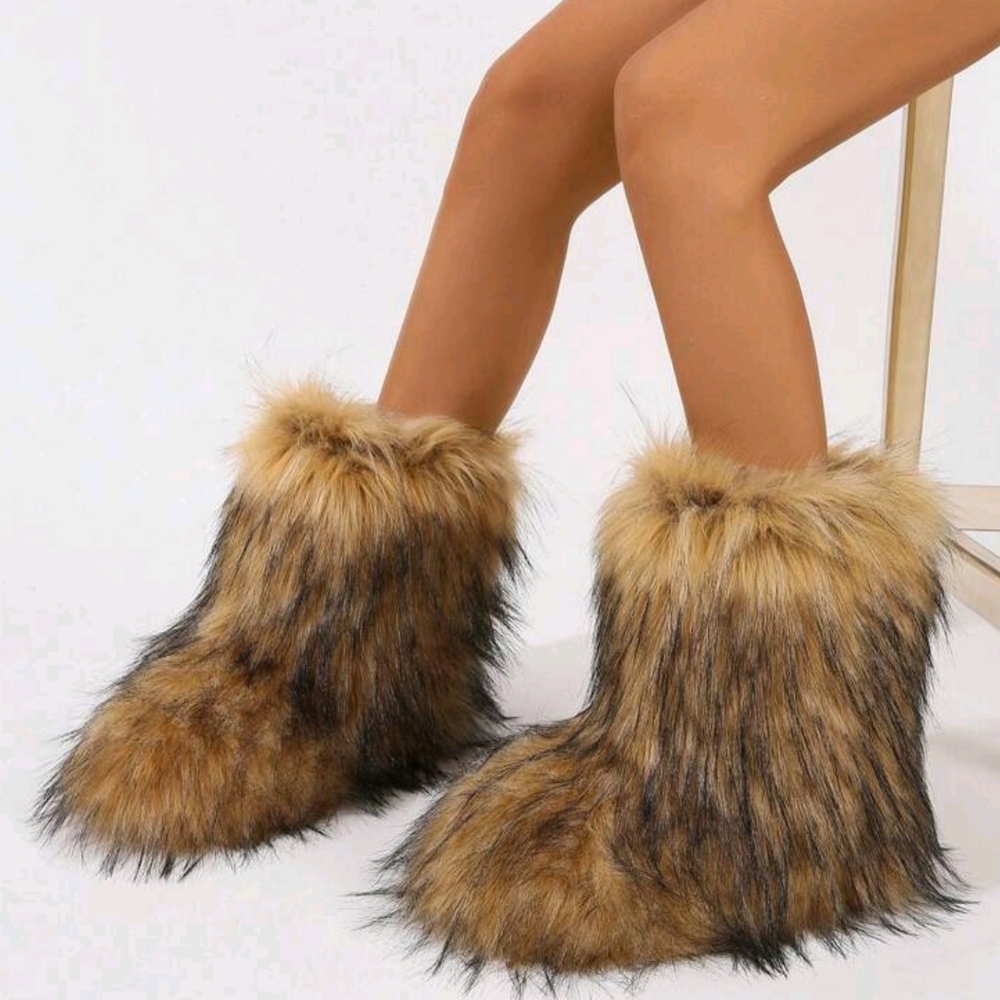 Women Winter Boots - Fashionable Mid-Calf Boots, Faux Fur Flat Snow Boots, Furry - Picture 4 of 6
